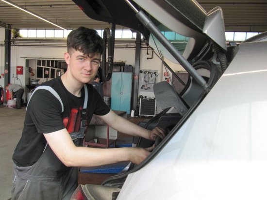 Portrait von Mathis Möller.